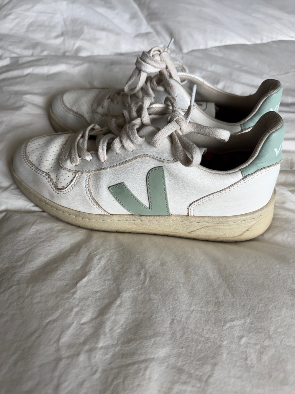 Veja V-10 | White Leather Sneakers with Mint Green | Women’s 9